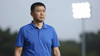 上海申花足球俱乐部正式宣布米洛耶维奇为新任主教练，签订两年合同，目标是带领球队完成保级任务